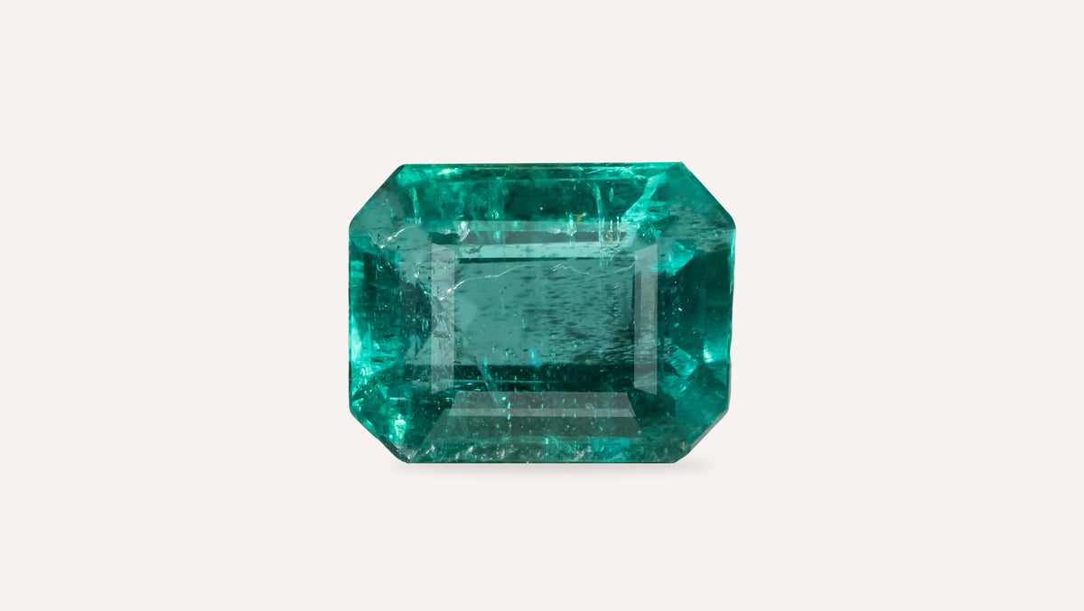 Zambian Emerald (Panna) 1.97 Carats / 2.16 Ratti