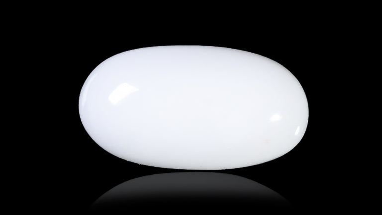 Natural White Coral 5.28 Carats / 5.8 Ratti