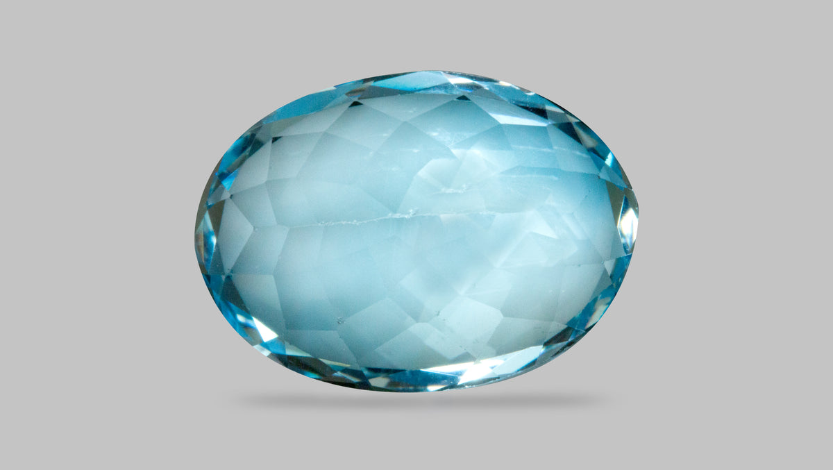 Natural Blue Topaz 15.56 Carats / 17.1 Ratti
