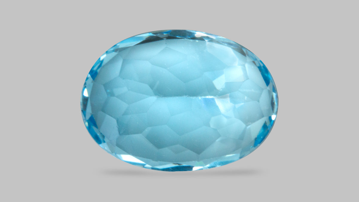 Natural Blue Topaz 16.19 Carats / 17.79 Ratti