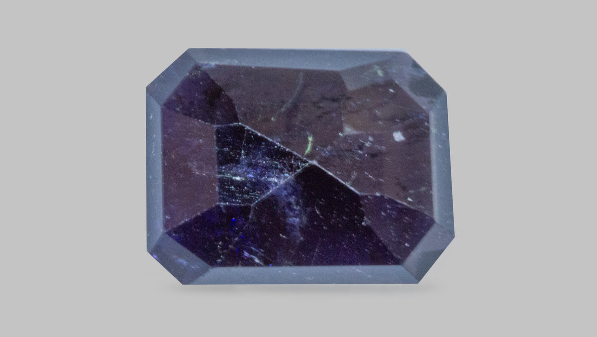 Natural Iolite(Neeli) 3.13 Carats / 3.44 Ratti