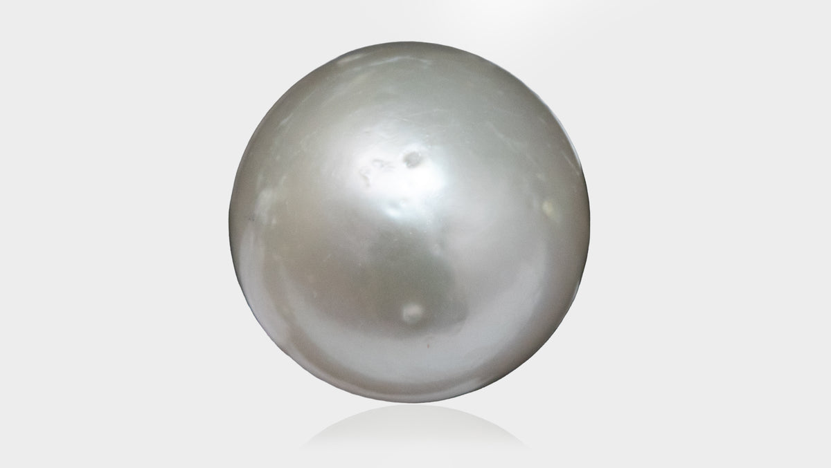 South Sea Pearl8.81 Carats / 9.68 Ratti