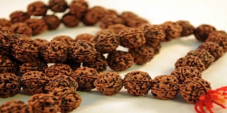 Wearing Rudraksha While Sleeping: Advisable or not?