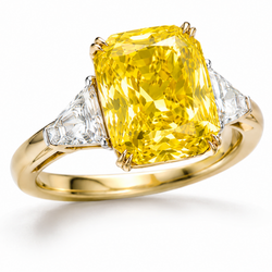 Buy Natural Yellow Sapphire Stone in Mumbai