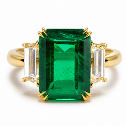 Buy Natural Emerald Stone in Mumbai