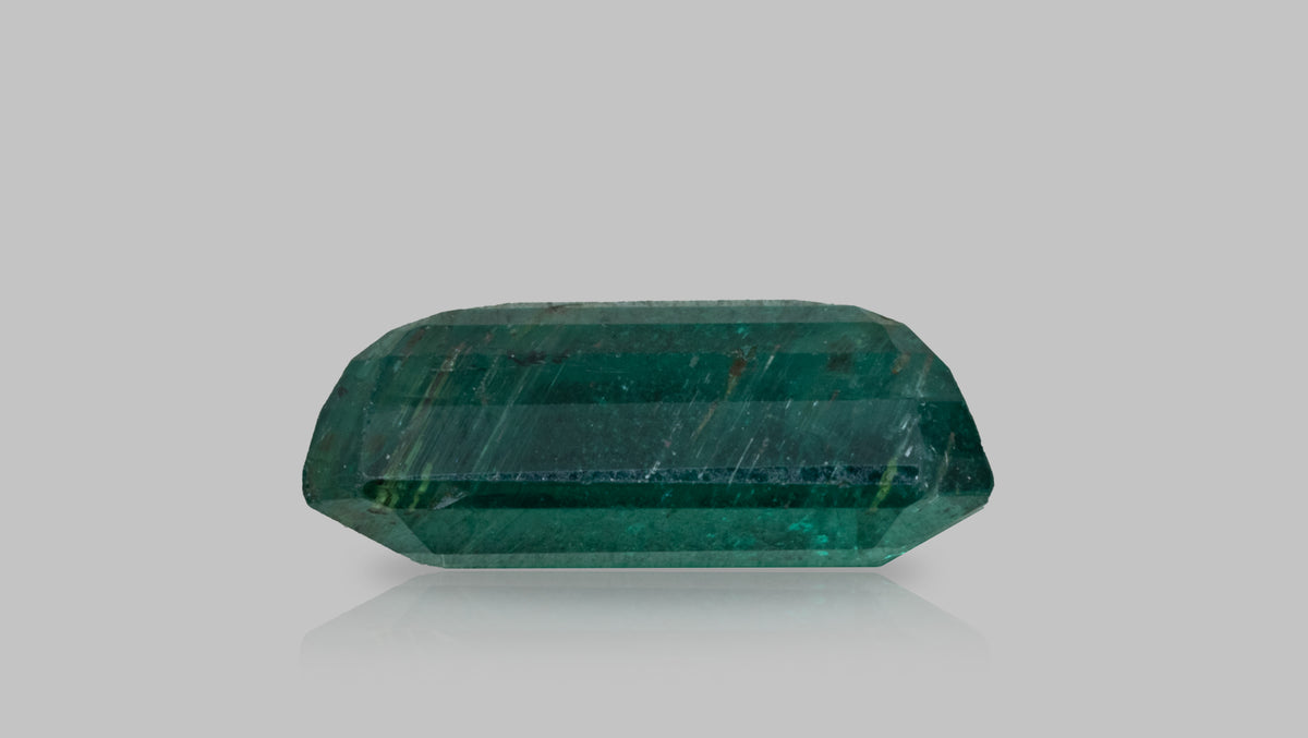 Zambian Emerald (Panna) 4.22 Carats / 4.64 Ratti