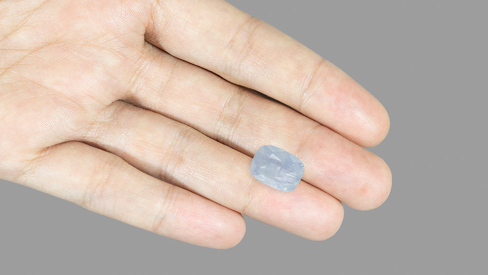 Natural Blue Sapphire 10.24 Carats / 11.25 Ratti