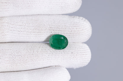 Zambian Emerald (Panna) 4.57 Carats / 5.02 Ratti