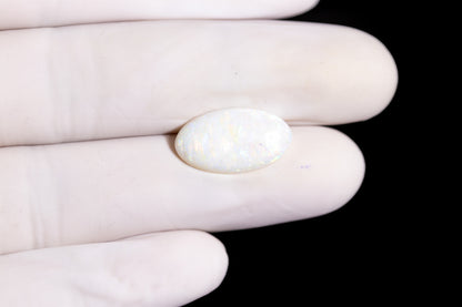 White Opal With Fire 4.88 Carats / 5.36 Ratti