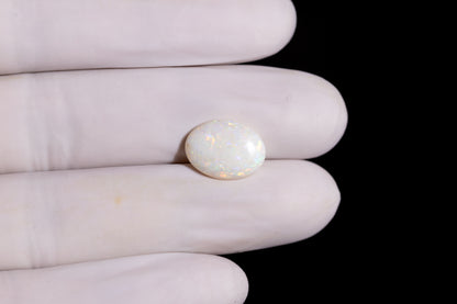 White Opal With Fire 3.79 Carats / 4.16 Ratti