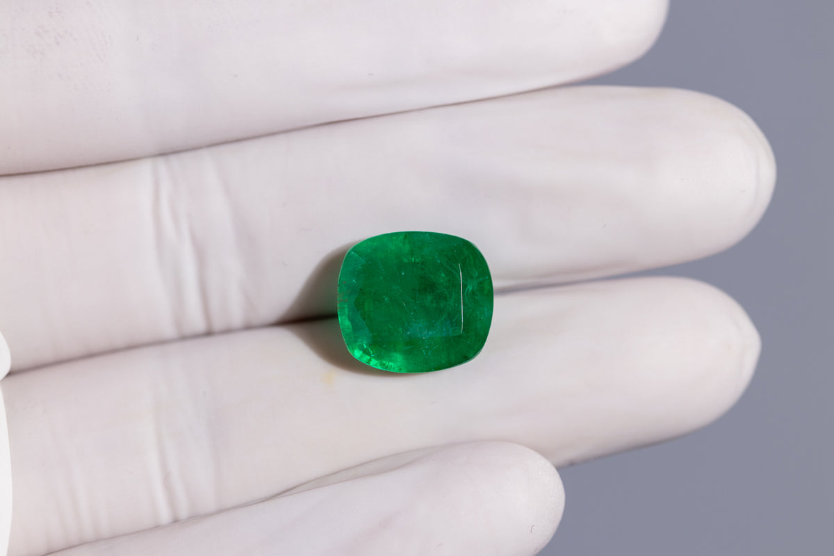 Panjshir Emerald (Panna) 10.15 Carats / 11.15 Ratti