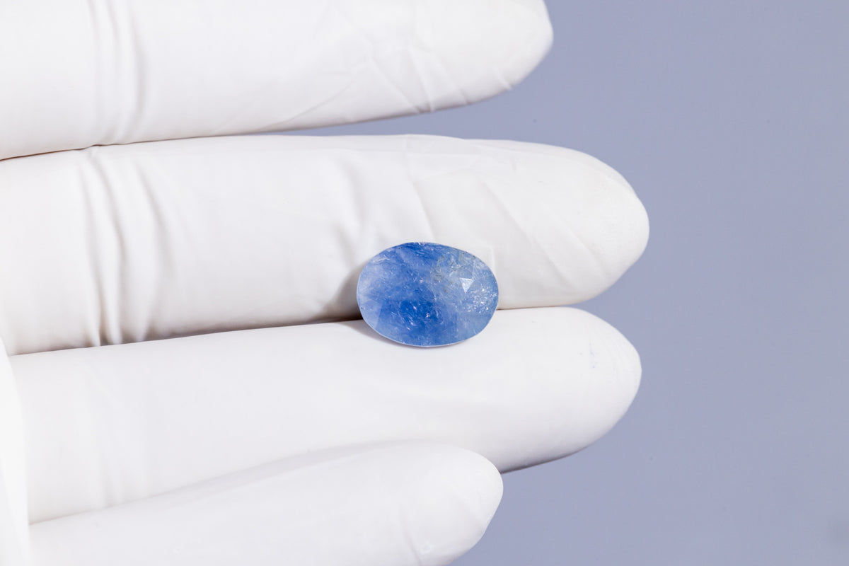 KASHMIR BLUE SAPPHIRE (NEELAM) 7.90 CARATS / 8.68 Ratti