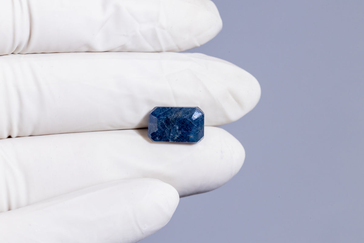 Natural Blue Sapphire 7.69 Carats / 8.45 Ratti