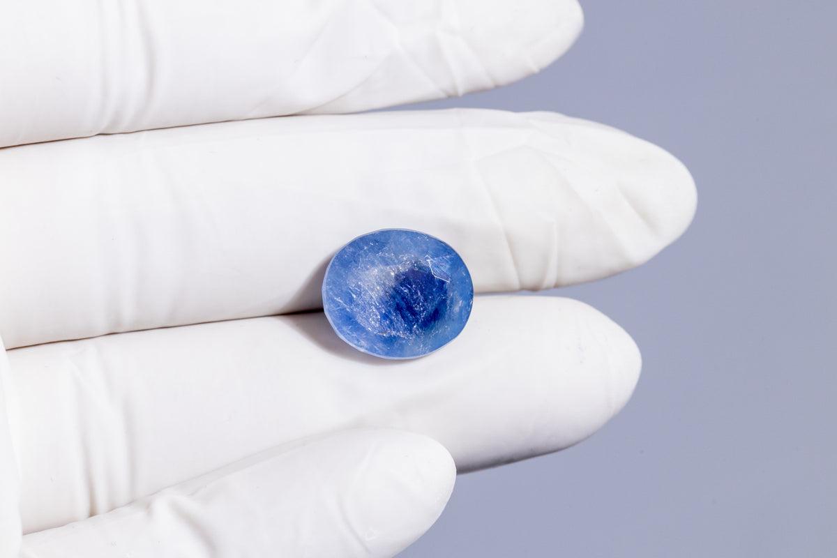 Kashmir Blue Sapphire (Neelam) 13.17 Carats / 14.47 Ratti