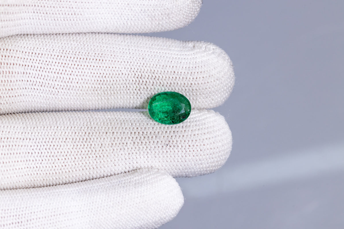 Zambian Emerald (Panna) 2.46 Carats / 2.7 Ratti