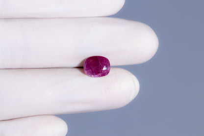 Mozambique Ruby (Manik) 4.08 Carats / 4.48 Ratti
