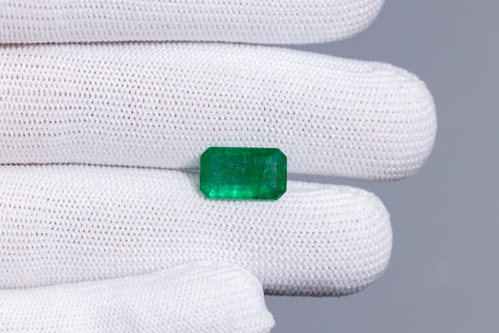 Zambian Emerald (Panna) 3.60 Carats / 3.96 Ratti
