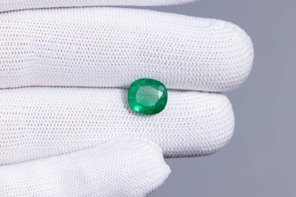 Zambian Emerald (Panna) 2.62 Carats / 2.88 Ratti