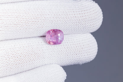 Natural Pink Sapphire 4.24 Carats / 4.66 Ratti