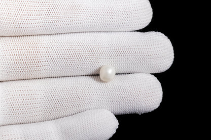 Basra Pearl 2.79 Carats / 3.07 Ratti