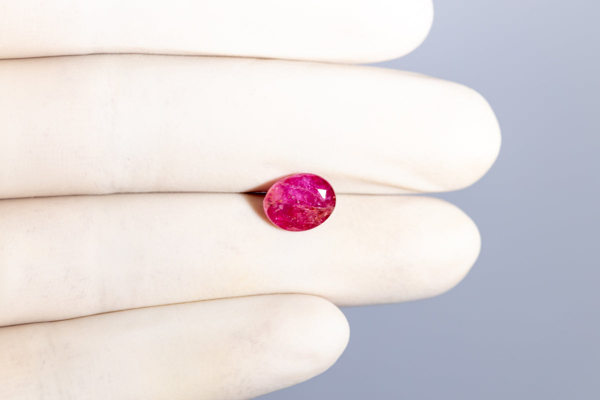 Burmese Ruby (Manik) 4.57 Carats / 5.02 Ratti
