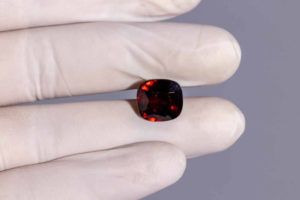 Sri-Lankan Hessonite (Gomed) 8.55 Carats / 9.4 Ratti