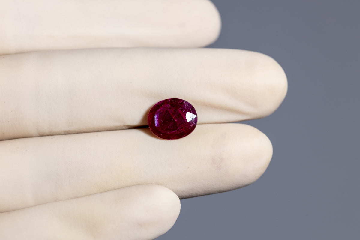 Mozambique Ruby (Manik) 4.85 Carats / 5.33 Ratti