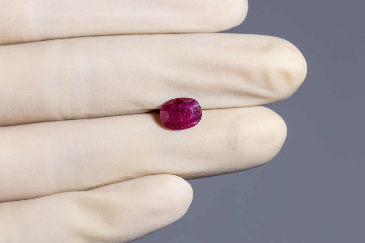 Mozambique Ruby (Manik) 3.05 Carats / 3.35 Ratti