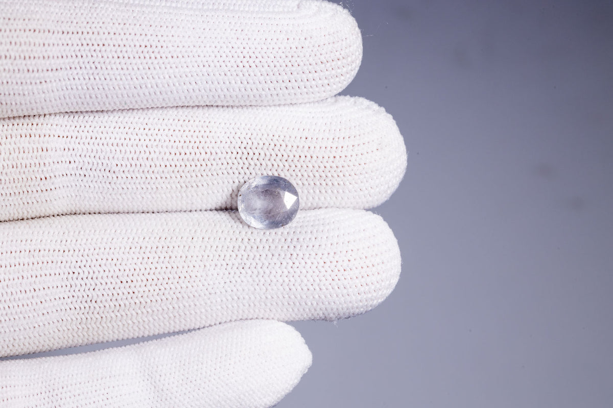 Natural Blue Sapphire 3.38 Carats / 3.71 Ratti