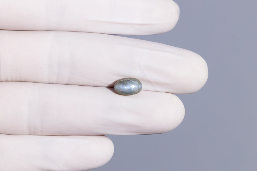 Cat's Eye (Lehsuniya) 3.52 Carats / 3.87 Ratti