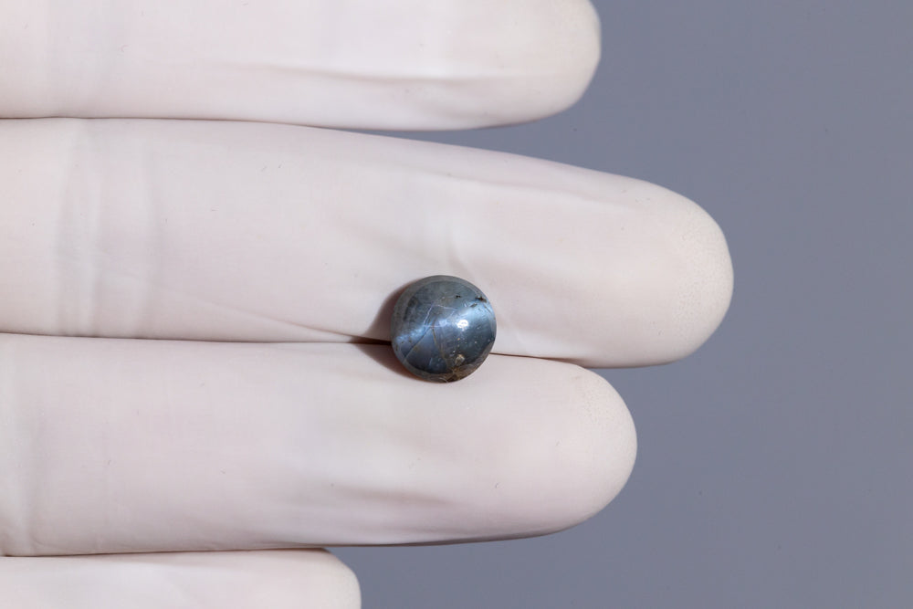 Cat's Eye (Lehsuniya) 4.01 Carats / 4.41 Ratti