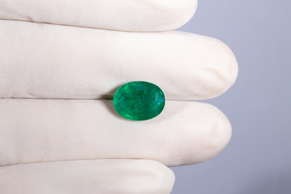 Zambian Emerald (Panna) 4.64 Carats / 5.1 Ratti