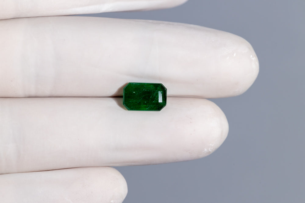 Zambian Emerald (Panna) 2.84 Carats / 3.12 Ratti