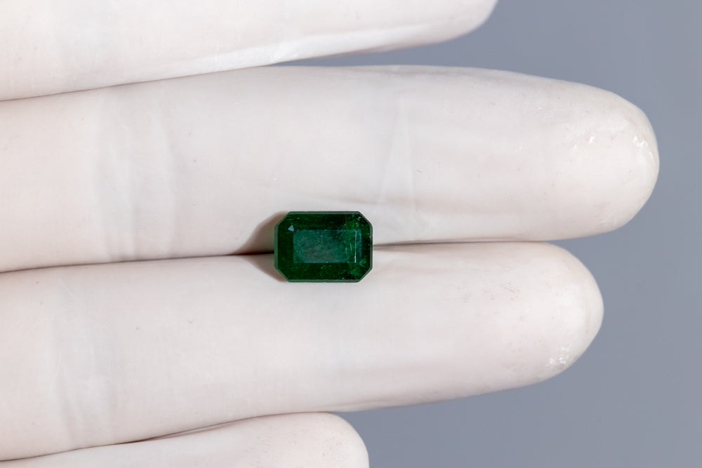 Zambian Emerald (Panna) 3.17 Carats / 3.48 Ratti