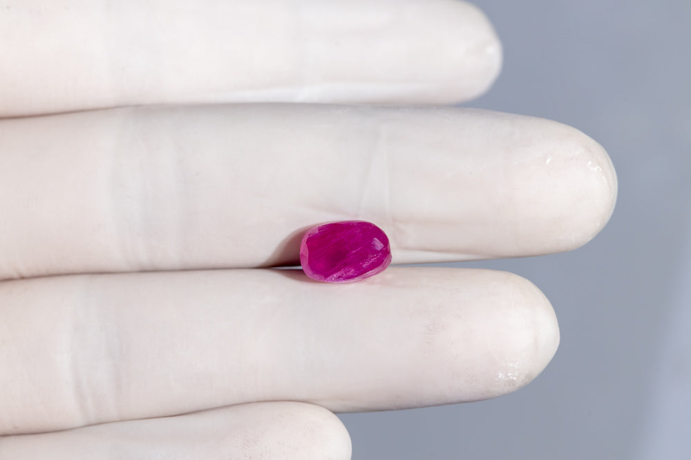 Burmese Ruby (Manik) 6.36 Carats / 6.99 Ratti