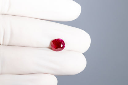 Mozambique Ruby (Manik) 2.32 Carats / 2.55 Ratti