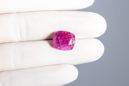 Burmese Ruby (Manik) 12.95 Carats / 14.23 Ratti