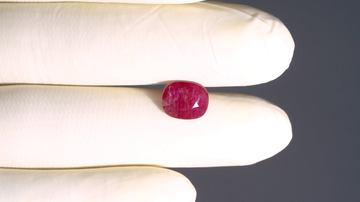 Natural Ruby (Manik) 4.97 Carats / 5.51 Ratti