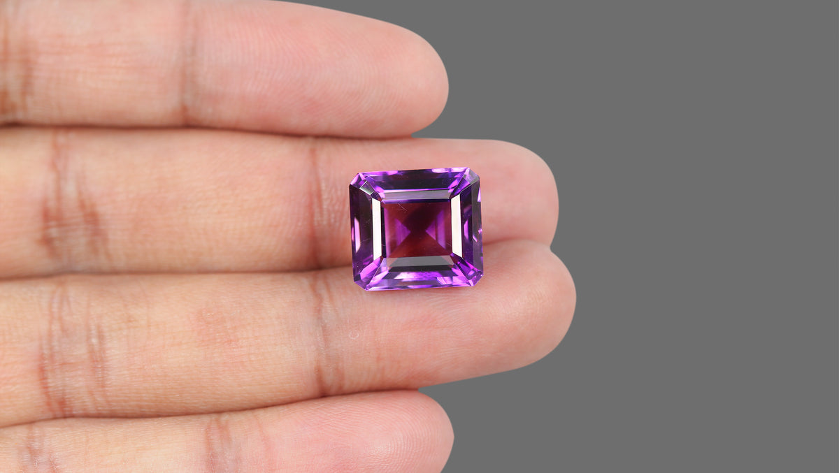 Natural Amethyst 17.25 Carats / 18.96 Ratti
