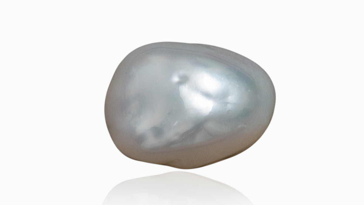 Venezuela Pearl12.96 Carats / 14.24 Ratti