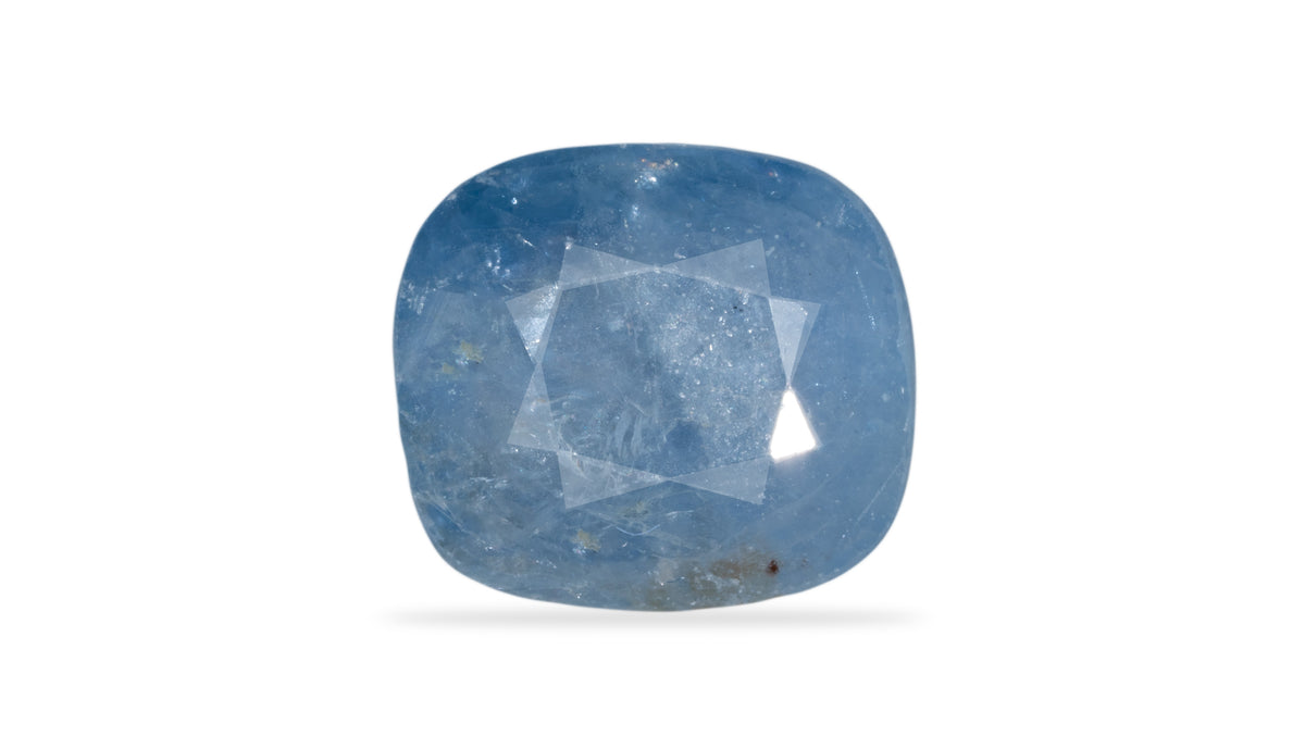 Natural Blue Sapphire 5.64 Carats / 6.2 Ratti