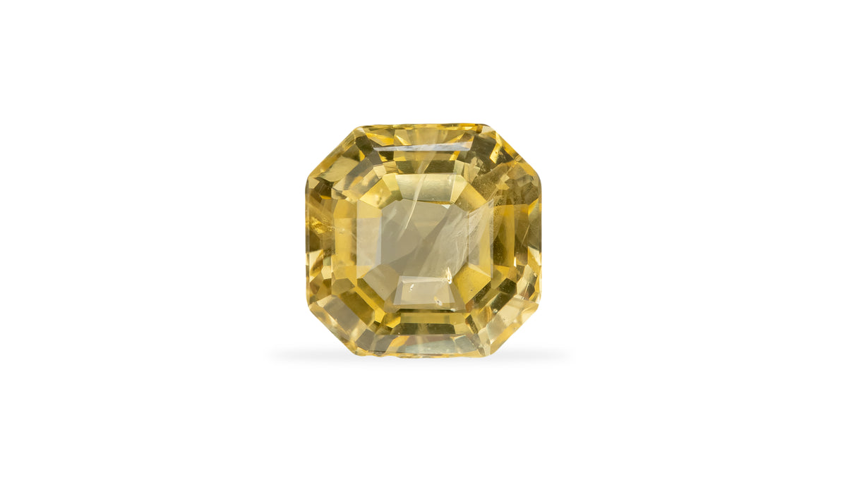 Natural Yellow Sapphire 7.65 Carats / 8.41 Ratti