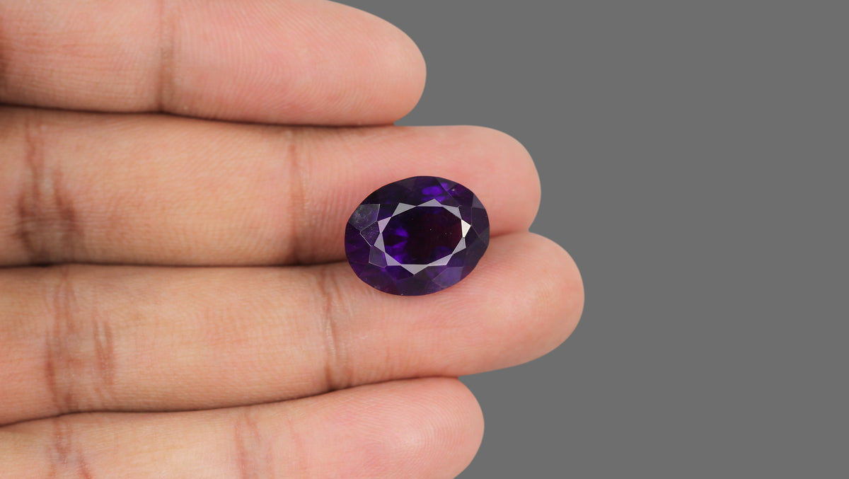 Natural Amethyst 13.78 Carats / 15.14 Ratti