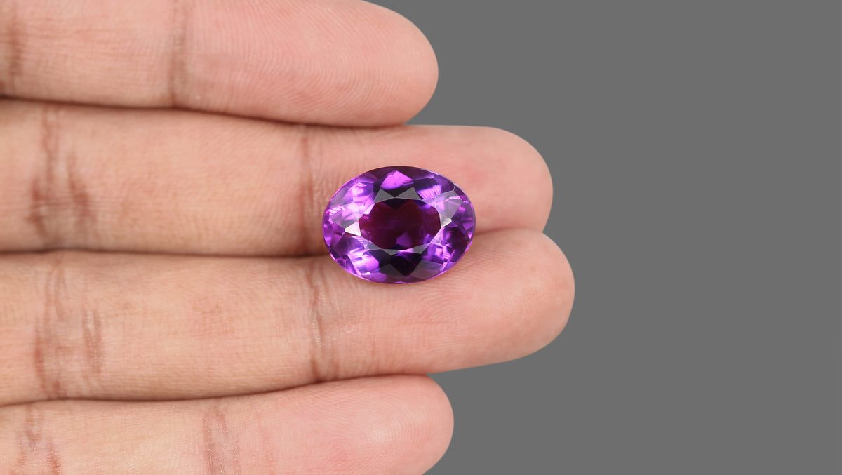 Natural Amethyst 15.15 Carats / 16.65 Ratti