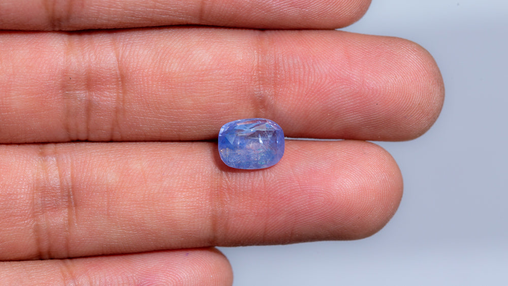 Kashmir Blue Sapphire (Neelam) 4.56 Carats / 5.01 Ratti