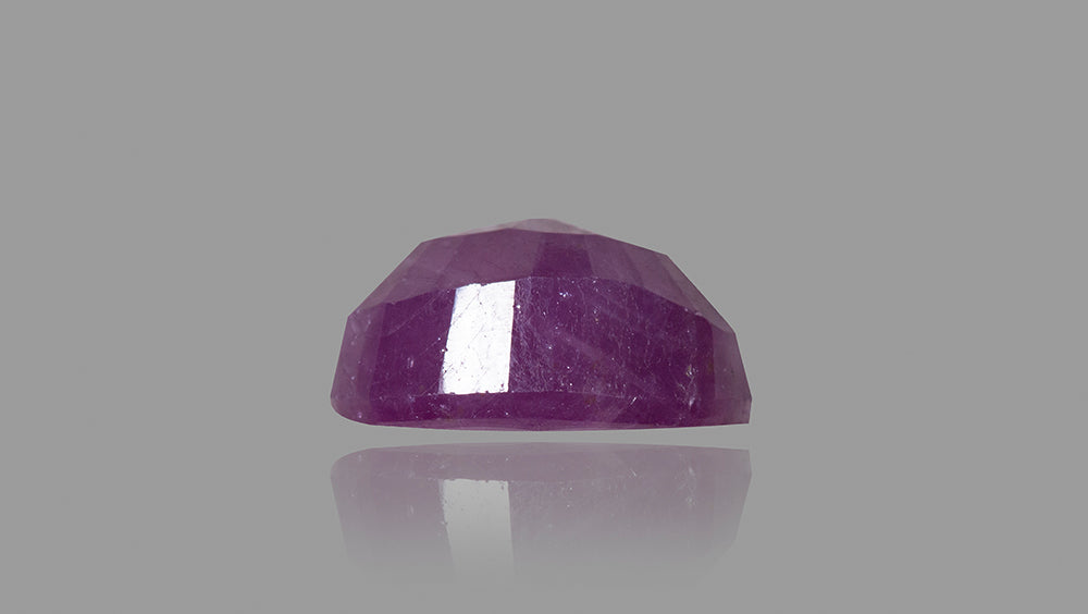 African Ruby (Manik) 7.57 Carats / 8.32 Ratti
