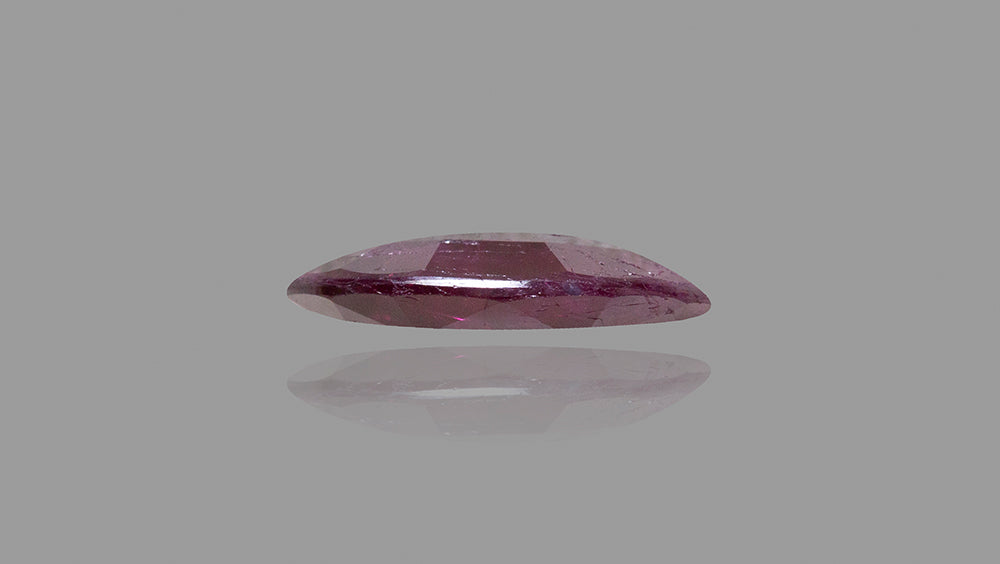 Mozambique Ruby (Manik) 6.54 Carats / 7.19 Ratti