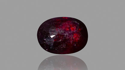 Mozambique Ruby (Manik) 5.09 Carats / 5.59 Ratti