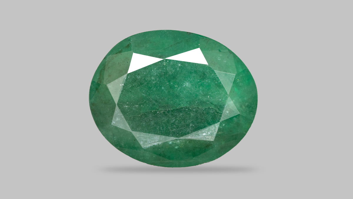 Zambian Emerald (Panna) 7.19 Carats / 7.9 Ratti