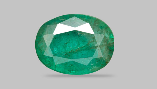 Zambian Emerald (Panna) 3.99 Carats / 4.38 Ratti